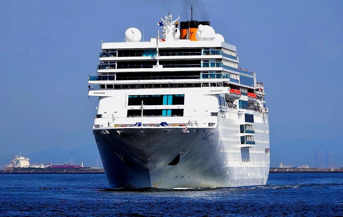 コスタ・ネオ・ロマンティカ