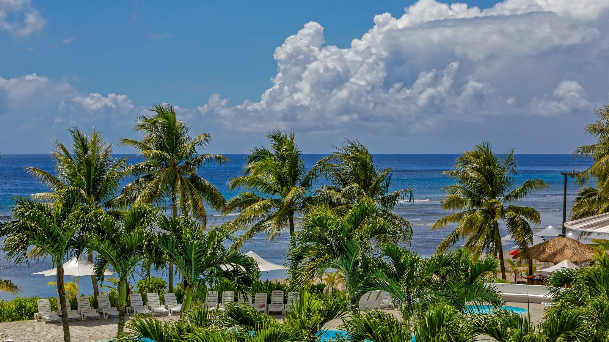 マリアナ諸島南端「グアム島」
