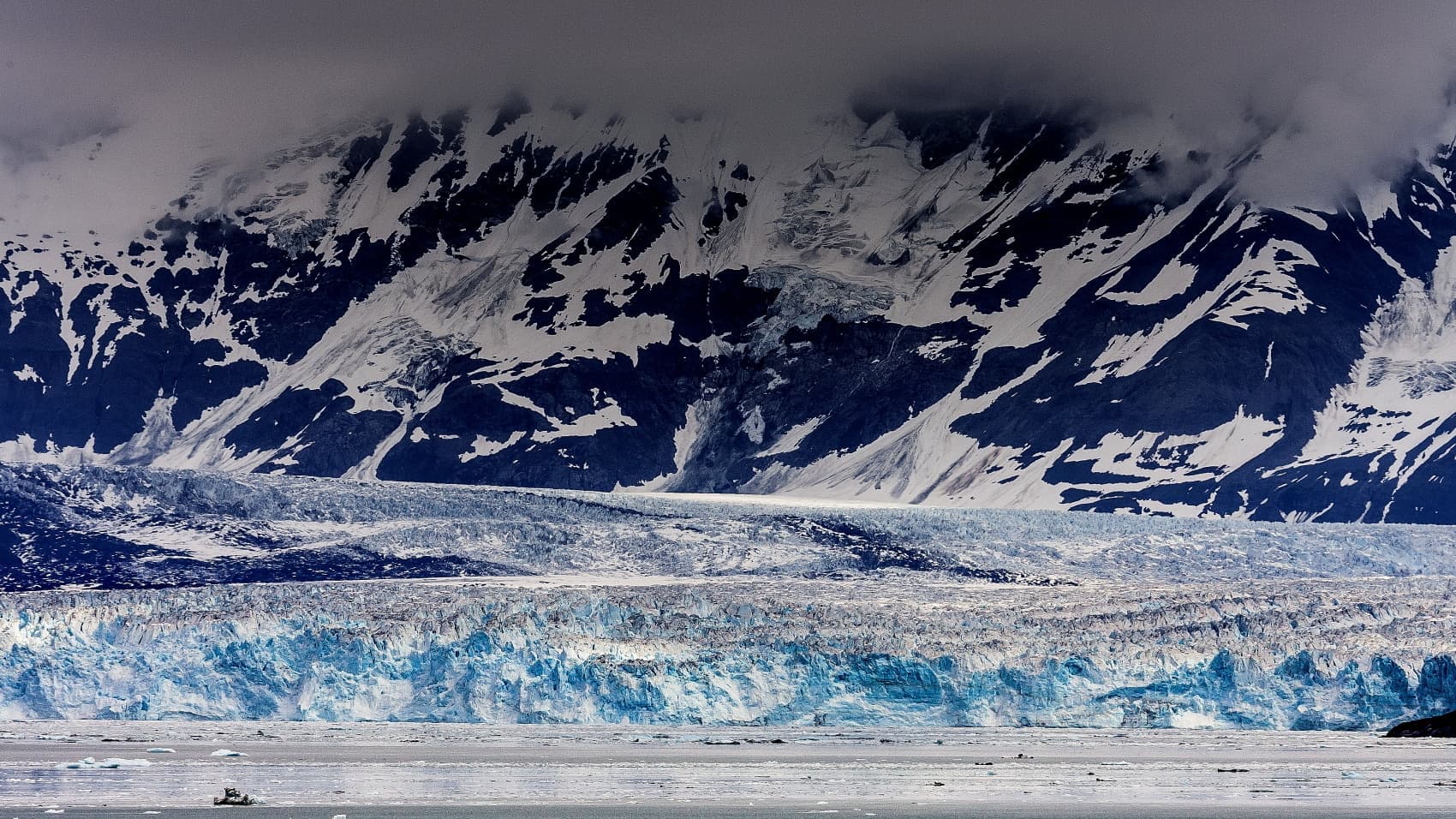 アラスカの「ハバード氷河」